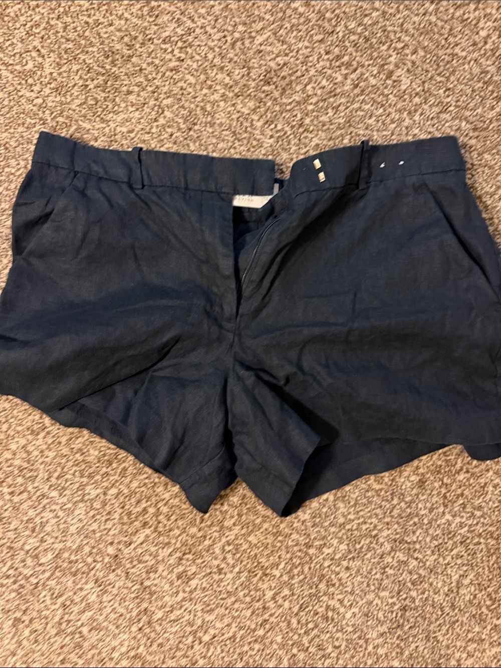 Abercrombie & Fitch navy high-waist tailored shorts